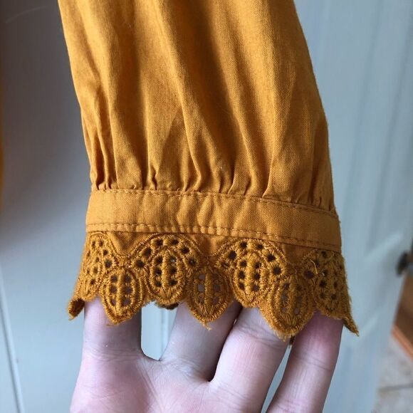 Old Navy Lace Trim Split Neck Shirt Blouse - Picture 3 of 8